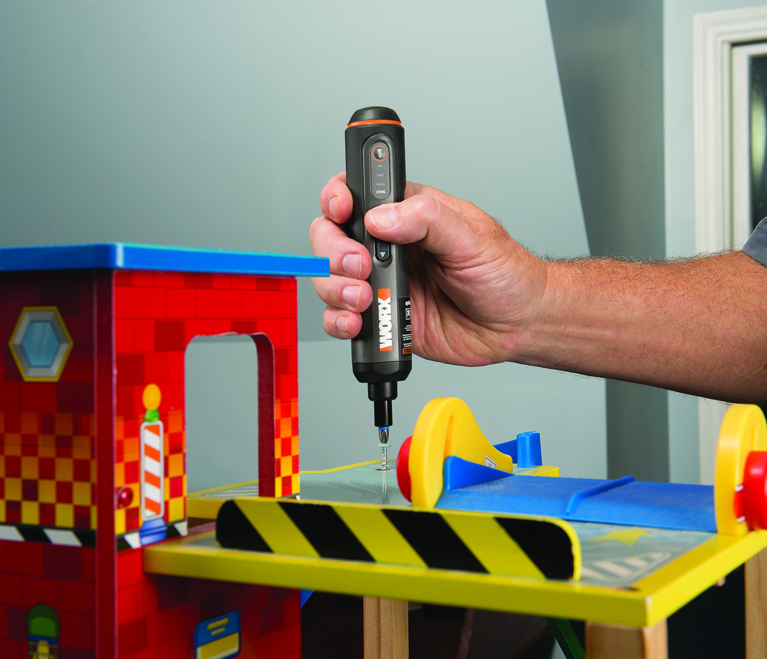 New WORX 4 Volt Max Lithium Screwdriver Provides Three Digital